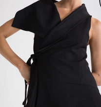 Load image into Gallery viewer, Aliza Vest Black By Cazinc the label
